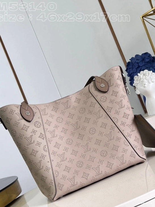 WIS 17CM LOUIS 29.5 x x VUITTON HINA-46 0715